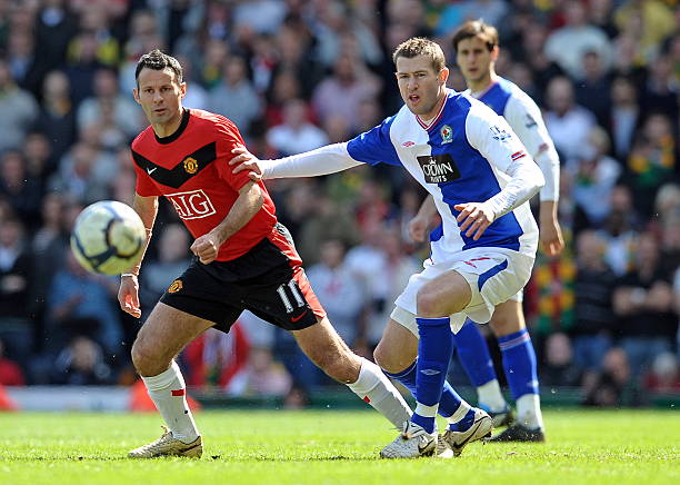 举成绩奠定 举成绩奠定