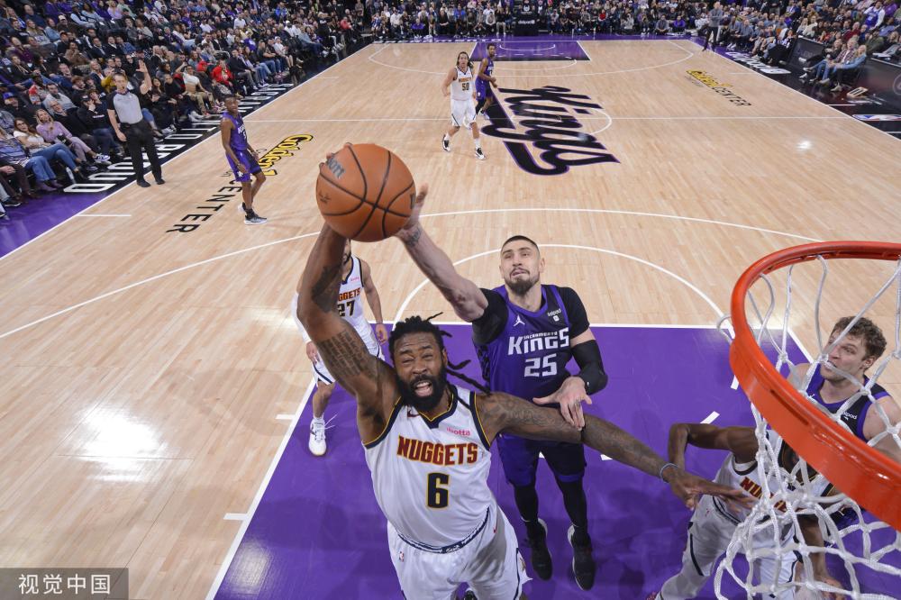 对运动员的 对运动员的